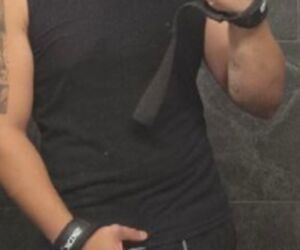 joven elche