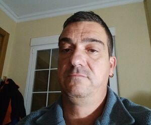 José