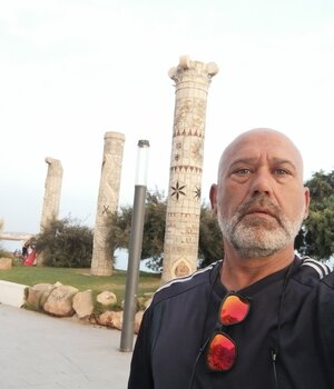 José  Luis