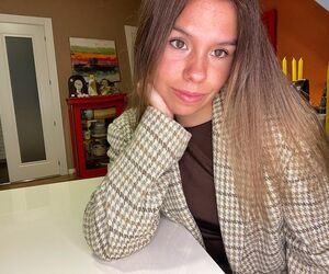 Debi